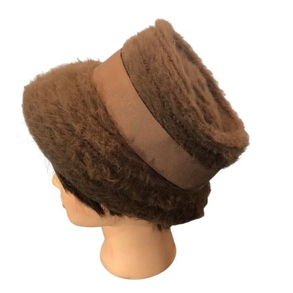 An Everett Needlepoint Original Vintage 60s Brown Wool‎ Mod Cloche Bucket Hat - Picture 7 of 11